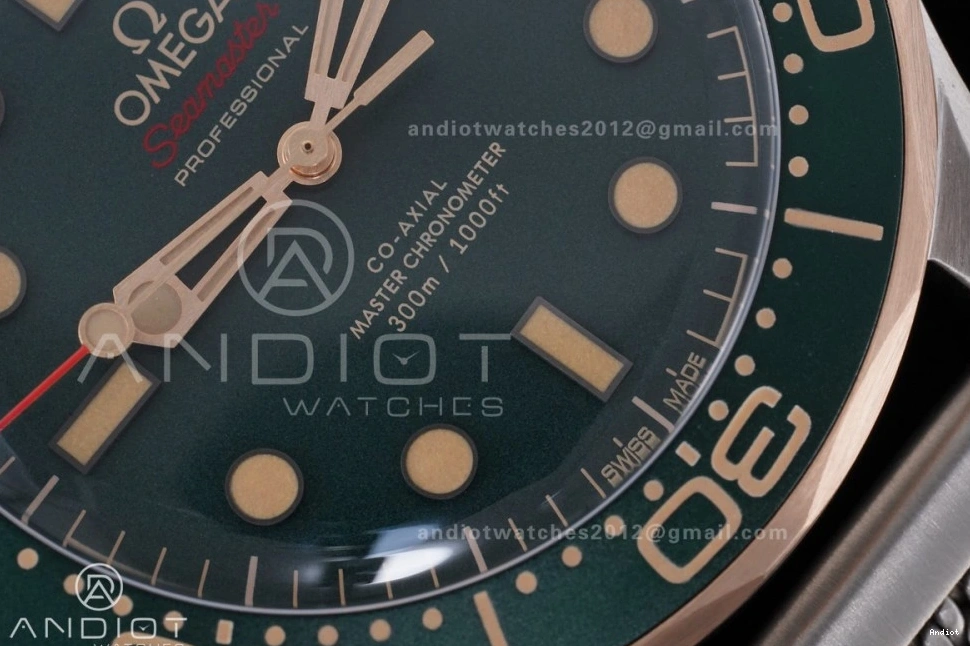 Seamaster on 1:1 VSF Best Mesh Rose Diver Green 300M Edition Dial A8806 Bracelet Gold 1224